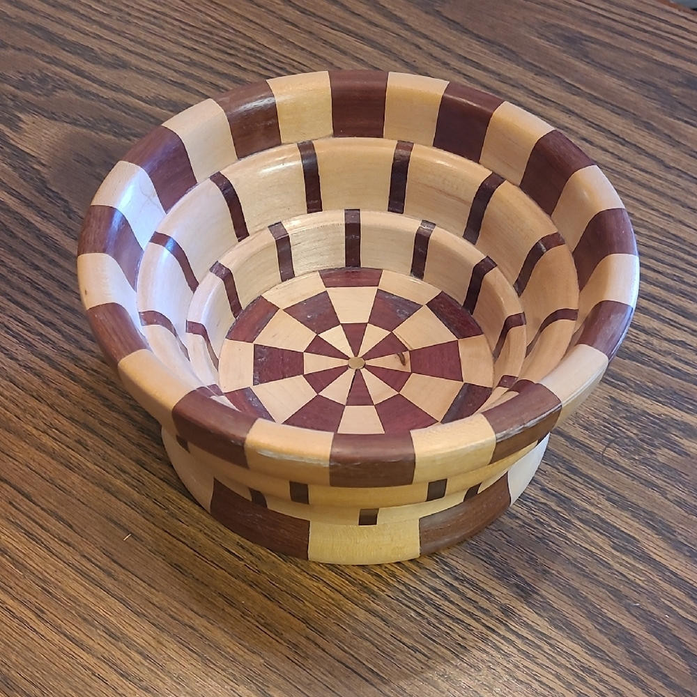 Handmade Segmented Wooden Bowl with Checkerboard Pattern NEAT! ♥